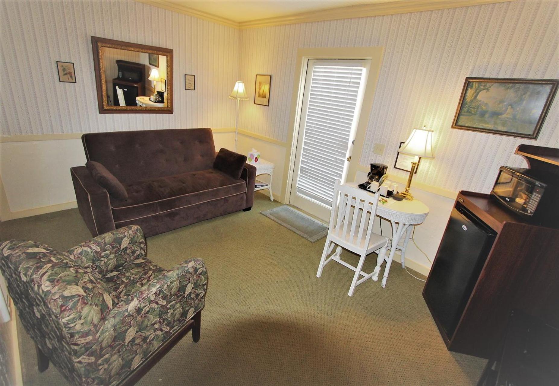 Alexander'S Lodge Ashford Room photo